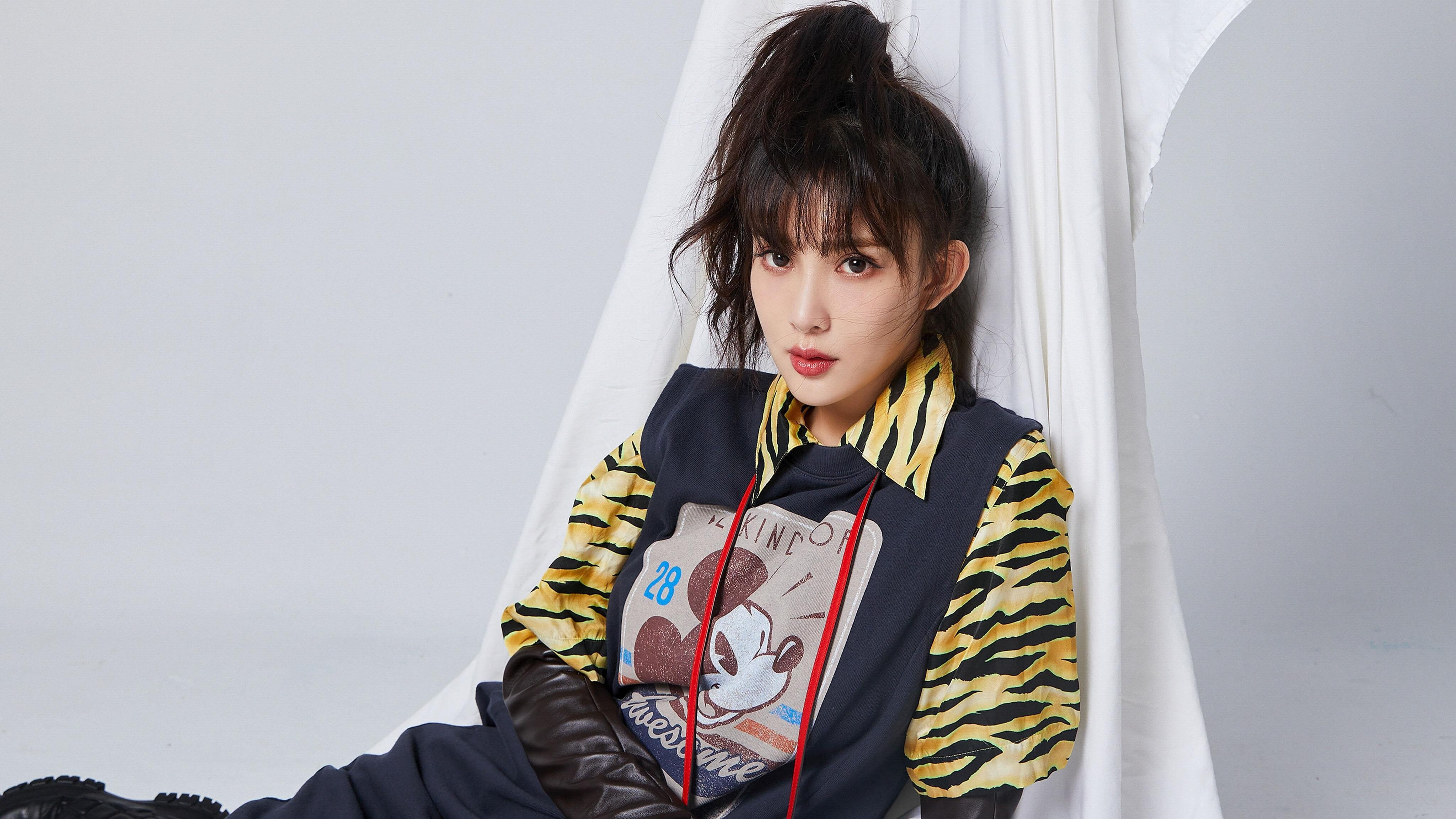 爱游戏官网-浓眉保护篮下多次干扰对手出手，nba浓眉打什么位置